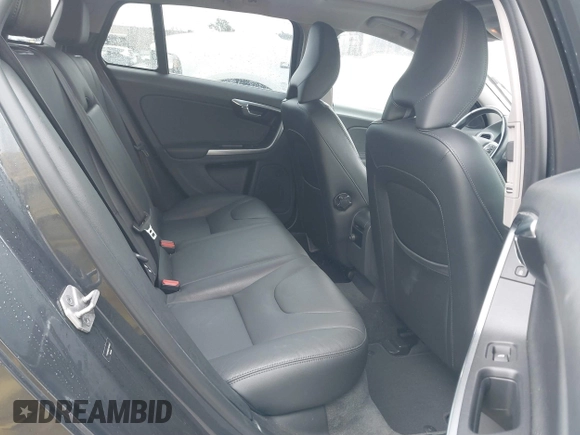 2015 Volvo V60 T5 Drive-E Premier with VIN YV126MEB5F1208042, listed as a IAAI auction lot 41794064 with 118,872 mi miles. Bid and sale history available at carsss.com. Image 8.