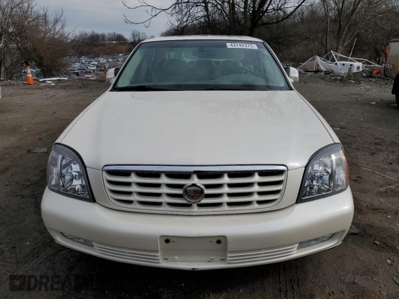 2003 Cadillac DeVille DTS z VIN 1G6KF57993U201484, wystawiony jako Copart lot #43742375 z przebiegiem 53 478 mil mil oraz Szkody całkowita. Historia ofert i sprzedaży dostępna na DreamBid. Obrazek 5.