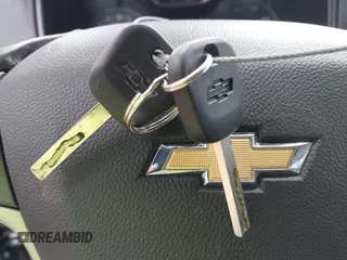 2017 Chevrolet Colorado 4WD LT z VIN 1GCGTCEN8H1304906, wystawiony jako IAAI lot #42652360 z przebiegiem 140 093 mil mil oraz . Historia ofert i sprzedaży dostępna na DreamBid. Obrazek 11.