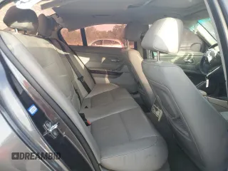 2007 BMW 3 Series 328i z VIN WBAVA33507KX72442, wystawiony jako Copart lot #59585405 z przebiegiem 185 003 mil mil oraz Szkoda całkowita • Salvage title. Historia ofert i sprzedaży dostępna na DreamBid. Obrazek 10.