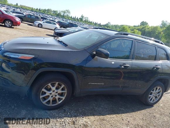 2016 Jeep Cherokee Sport с VIN 1C4PJLAB0GW293645, выставлен на аукционе IAAI как лот 42566125 с пробегом 173 803 миль миль и . История ставок и продаж доступна на DreamBid. Изображение 14.