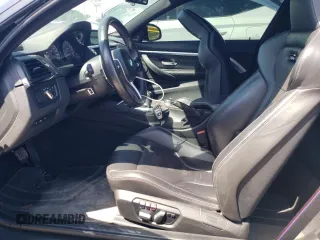 2018 BMW M4 with VIN WBS4Y9C51JAC86230, listed as a Copart auction lot 67757584 with 42,704 mi miles and Salvage Title. Bid and sale history available at carsss.com. Image 7.