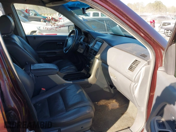 2007 Honda Pilot EX-L with VIN 5FNYF28777B009126, listed as a IAAI auction lot 41721741 with 227,614 mi miles. Bid and sale history available at carsss.com. Image 5.