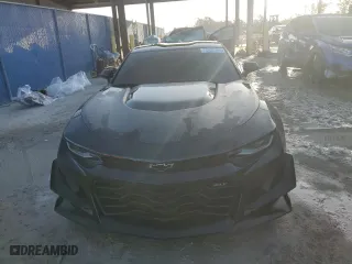2022 Chevrolet Camaro ZL1 with VIN 1G1FK1R63N0133210, listed as a Copart auction lot 72523304 with 13,356 mi miles and Salvage Title. Bid and sale history available at carsss.com. Image 5.