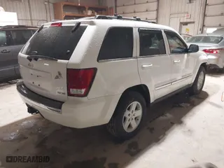 2007 Jeep Grand Cherokee Limited with VIN 1J8HR58217C552426, listed as a IAAI auction lot 41834106 with 130,537 mi miles. Bid and sale history available at carsss.com. Image 4.