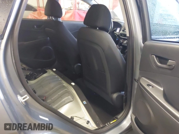 2020 Hyundai Kona SEL with VIN KM8K2CAA3LU402888, listed as a IAAI auction lot 41476463 with 29,533 mi miles. Bid and sale history available at carsss.com. Image 8.
