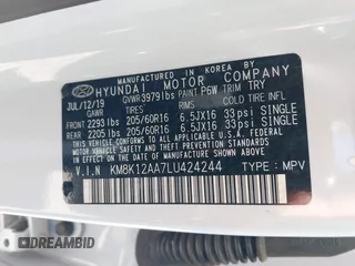 2020 Hyundai Kona SE with VIN KM8K12AA7LU424244, listed as a IAAI auction lot 42081675 with 35,251 mi miles. Bid and sale history available at carsss.com. Image 9.