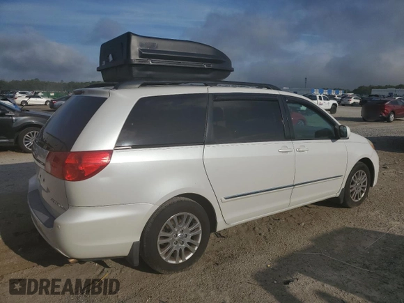 2008 Toyota Sienna XLE z VIN 5TDZK22CX8S122829, wystawiony jako Copart lot #58202065 z przebiegiem 228 678 mil mil oraz Szkoda całkowita • Salvage title. Historia ofert i sprzedaży dostępna na DreamBid. Obrazek 3.