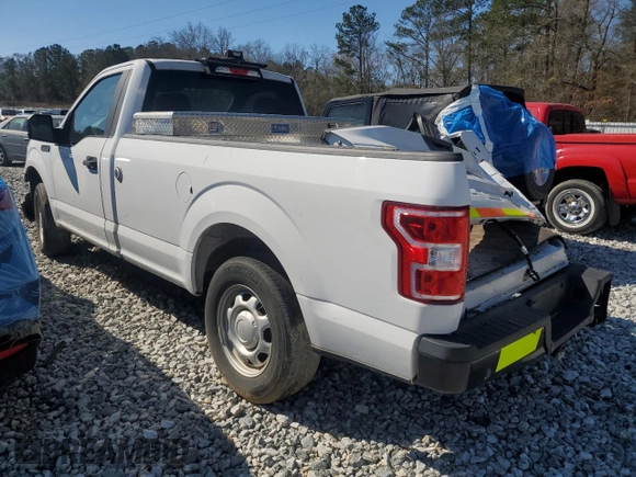 2019 Ford F-150 XL z VIN 1FTMF1CB4KKD65534, wystawiony jako Copart lot #45853215 z przebiegiem 95 872 mil mil oraz Czysty tytuł • Clean title. Historia ofert i sprzedaży dostępna na DreamBid. Obrazek 2.