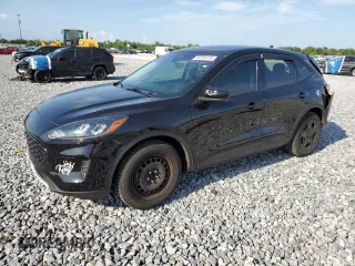 2022 Ford Escape S with VIN 1FMCU0F67NUA13739, listed as a Copart auction lot 58745775 with 83,664 mi miles and Salvage title. Bid and sale history available at DreamBid. Image 1.