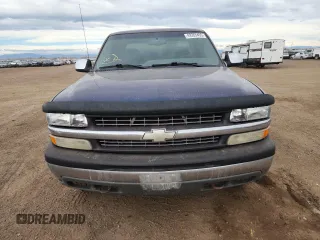 2002 Chevrolet Silverado 1500 LS with VIN 1GCEK19TX2E208816, listed as a Copart auction lot 49285455 with 274,992 mi miles and Salvage Title. Bid and sale history available at carsss.com. Image 5.
