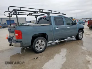 2011 Chevrolet Silverado 1500 LT with VIN 3GCPCSE0XBG266523, listed as a Copart auction lot 50088555 with 224,874 mi miles and Salvage Title. Bid and sale history available at DreamBid. Image 3.