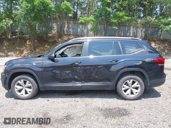 2018 Volkswagen Atlas SE z VIN 1V2KR2CA4JC569589, wystawiony jako IAAI lot #42471911 z przebiegiem 91 859 mil mil oraz . Historia ofert i sprzedaży dostępna na DreamBid. Obrazek 14.
