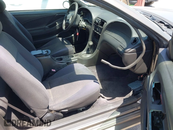 2002 Ford Mustang Standard с VIN 1FAFP40482F106251, выставлен на аукционе IAAI как лот 42262810 с пробегом 208 613 миль миль и . История ставок и продаж доступна на DreamBid. Изображение 5.