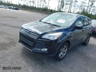2015 Ford Escape SE with VIN 1FMCU0G71FUB16759, listed as a IAAI auction lot 41640440 with 257,153 mi miles. Bid and sale history available at carsss.com. Image 2.
