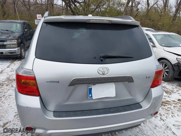 2009 Toyota Highlander Sport with VIN JTEDS43A092070425, listed as a IAAI auction lot 41006003 with 224,254 mi miles. Bid and sale history available at carsss.com. Image 16.