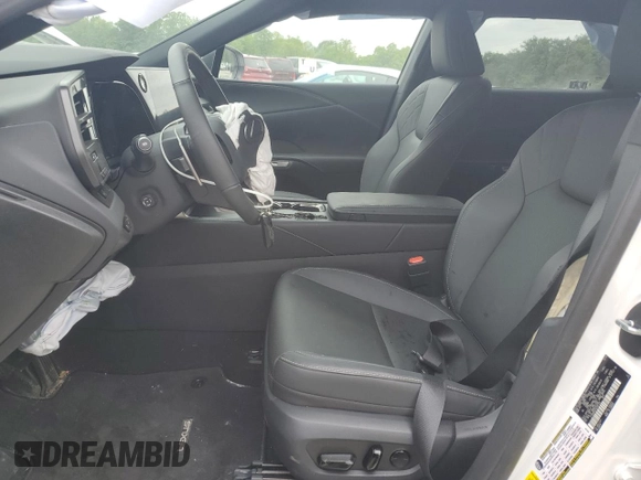 2024 Lexus RX 350 с VIN 2T2BAMCA7RC087234, выставлен на аукционе Copart как лот 57991005 с пробегом 5 669 миль миль и Списание • Salvage title. История ставок и продаж доступна на DreamBid. Изображение 7.
