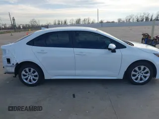 2025 Toyota Corolla LE with VIN 5YFB4MDE0SP236862, listed as a IAAI auction lot 41339806 with 1,563 mi miles. Bid and sale history available at carsss.com. Image 13.