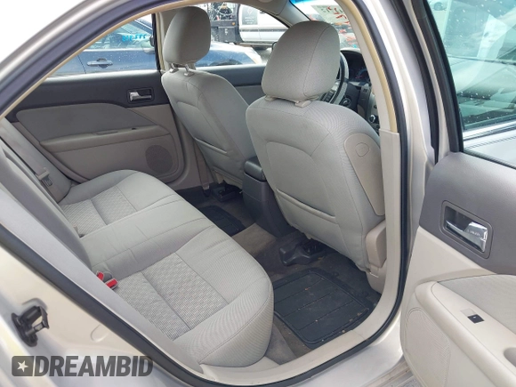 2010 Ford Fusion SE with VIN 3FAHP0HG9AR401229, listed as a IAAI auction lot 42644712 with 182,834 mi miles and . Bid and sale history available at DreamBid. Image 8.