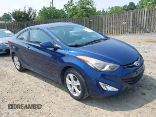 2013 Hyundai Elantra GS z VIN KMHDH6AE9DU001424, wystawiony jako IAAI lot #42491825 z przebiegiem 97 824 mil mil oraz . Historia ofert i sprzedaży dostępna na DreamBid. Obrazek 1.