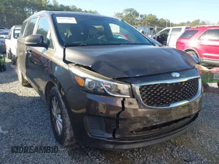 2018 Kia Sedona LX with VIN KNDMB5C15J6399953, listed as a IAAI auction lot 41472282 with 157,552 mi miles. Bid and sale history available at carsss.com. Image 1.