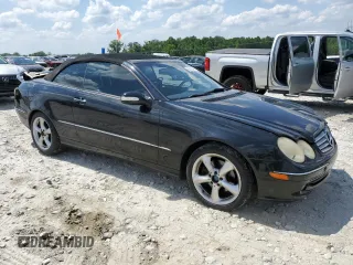 2005 Mercedes-Benz CLK 320 z VIN WDBTK65G75T054495, wystawiony jako Copart lot #56120585 z przebiegiem 130 029 mil mil oraz Szkody całkowita. Historia ofert i sprzedaży dostępna na DreamBid. Obrazek 4.