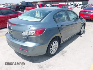 2012 Mazda 3 i Touring z VIN JM1BL1V77C1691182, wystawiony jako IAAI lot #42420310 z przebiegiem 73 099 mil mil oraz . Historia ofert i sprzedaży dostępna na DreamBid. Obrazek 4.