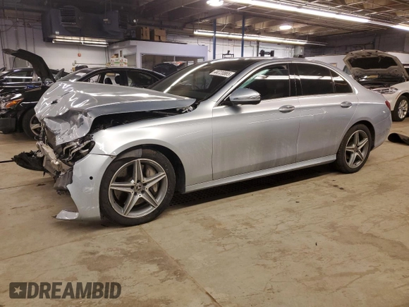 2018 Mercedes-Benz E-Class E 300 with VIN WDDZF4JBXJA476397, listed as a Copart auction lot 44720865 with 48,098 mi miles and Salvage Title. Bid and sale history available at carsss.com. Image 1.