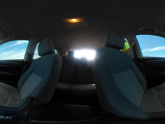 2014 Toyota Corolla L с VIN 5YFBURHEXEP106521, выставлен на аукционе IAAI как лот 42222024 с пробегом 169 817 миль миль и . История ставок и продаж доступна на DreamBid. Изображение 19.