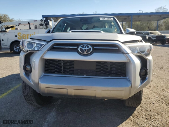 2022 Toyota 4Runner TRD Off Road Premium with VIN JTERU5JR9N5987323, listed as a Copart auction lot 46825965 with 18,641 mi miles and Non Repairable. Bid and sale history available at carsss.com. Image 5.