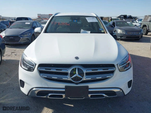 2022 Mercedes-Benz GLC with VIN W1N0G8DB7NG106295, listed as a IAAI auction lot 41842882 with 30,526 mi miles. Bid and sale history available at carsss.com. Image 12.