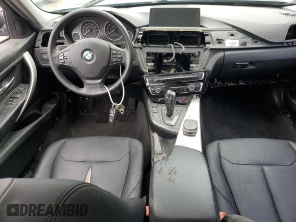 2018 BMW 3 Series 320i with VIN WBA8E1G51JNU90347, listed as a Copart auction lot 48658775 with 126,321 mi miles and Clean Title. Bid and sale history available at carsss.com. Image 8.