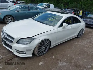 2013 Mercedes-Benz CLS 550 с VIN WDDLJ7DB6DA073913, выставлен на аукционе IAAI как лот 42376739 с пробегом 143 955 миль миль и . История ставок и продаж доступна на DreamBid. Изображение 17.