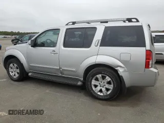 2005 Nissan Pathfinder LE with VIN 5N1AR18WX5C741945, listed as a Copart auction lot 71729874 with 130,975 mi miles and Salvage Title. Bid and sale history available at carsss.com. Image 2.