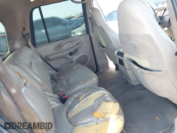 2002 Ford Expedition Eddie Bauer with VIN 1FMRU17L92LA14882, listed as a IAAI auction lot 41817801 with 359,020 mi miles and . Bid and sale history available at DreamBid. Image 8.