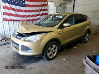 2014 Ford Escape SE z VIN 1FMCU9G97EUC26638, wystawiony jako Copart lot #52545185 z przebiegiem 179 652 mil mil oraz Szkoda całkowita • Salvage title. Historia ofert i sprzedaży dostępna na DreamBid. Obrazek 1.