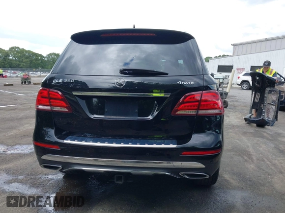 2017 Mercedes-Benz GLE 350 z VIN 4JGDA5HB0HA924859, wystawiony jako IAAI lot #42191729 z przebiegiem 91 831 mil mil oraz . Historia ofert i sprzedaży dostępna na DreamBid. Obrazek 16.