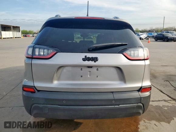 2021 Jeep Cherokee Altitude z VIN 1C4PJLLB5MD180309, wystawiony jako Copart lot #50703665 z przebiegiem 37 669 mil mil oraz Czysty tytuł • Clean title. Historia ofert i sprzedaży dostępna na DreamBid. Obrazek 6.
