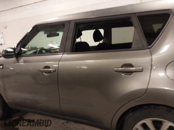 2017 Kia Soul + with VIN KNDJP3A50H7452092, listed as a IAAI auction lot 41820948 with 119,126 mi miles. Bid and sale history available at carsss.com. Image 15.