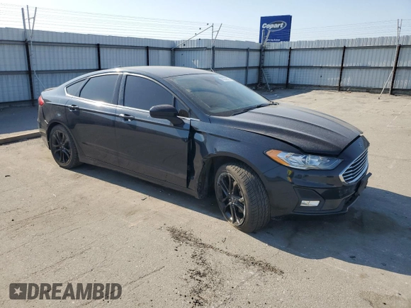 2020 Ford Fusion SE z VIN 3FA6P0HD4LR114834, wystawiony jako Copart lot #60224845 z przebiegiem 84 110 mil mil oraz Szkoda całkowita • Salvage title. Historia ofert i sprzedaży dostępna na DreamBid. Obrazek 4.