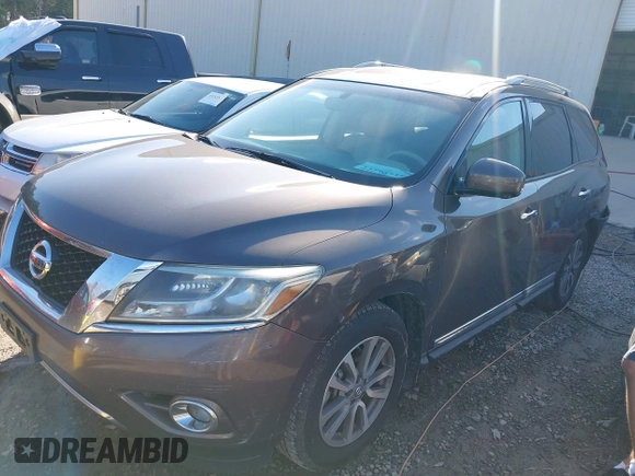 2015 Nissan Pathfinder SV z VIN 5N1AR2MN2FC720690, wystawiony jako IAAI lot #41529514 z przebiegiem 114 143 mil mil oraz . Historia ofert i sprzedaży dostępna na DreamBid. Obrazek 2.