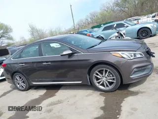 2015 Hyundai Sonata Sport with VIN 5NPE34AB7FH127912, listed as a IAAI auction lot 41918678 with 38,104 mi miles and . Bid and sale history available at carsss.com. Image 13.