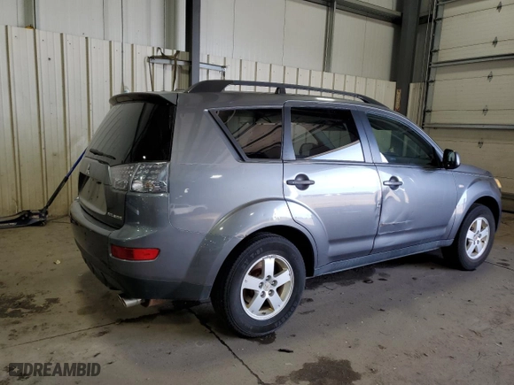 2007 Mitsubishi Outlander LS with VIN JA4MT31X47U012820, listed as a Copart auction lot 47498875 with 122,508 mi miles and Salvage Title. Bid and sale history available at carsss.com. Image 3.
