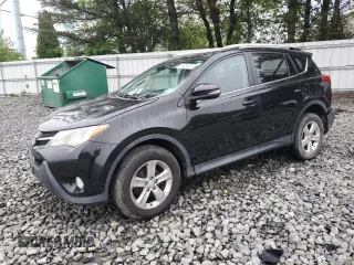 2013 Toyota RAV4 XLE z VIN 2T3RFREV3DW122769, wystawiony jako Copart lot #56383255 z przebiegiem 119 679 mil mil oraz Szkoda całkowita • Salvage title. Historia ofert i sprzedaży dostępna na DreamBid. Obrazek 1.