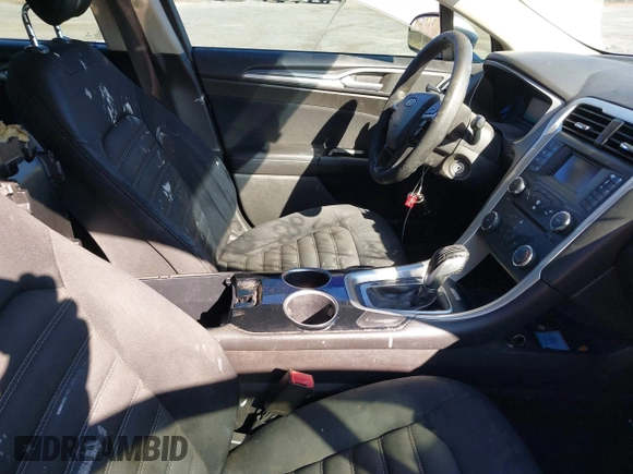 2014 Ford Fusion SE with VIN 3FA6P0H70ER126458, listed as a IAAI auction lot 41608408 with 230,311 mi miles. Bid and sale history available at carsss.com. Image 5.