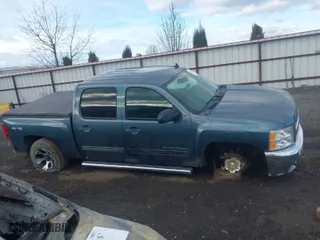 2012 Chevrolet Silverado 1500 LT with VIN 1GCPKSE74CF123098, listed as a IAAI auction lot 41852132 with 146,463 mi miles. Bid and sale history available at carsss.com. Image 13.