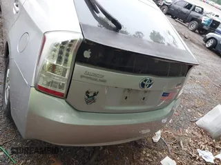 2011 Toyota Prius I with VIN JTDKN3DU5B0253021, listed as a IAAI auction lot 42098093 with 204,853 mi miles. Bid and sale history available at carsss.com. Image 16.