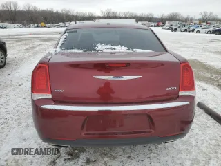 2019 Chrysler 300 Limited with VIN 2C3CCAKG1KH566434, listed as a Copart auction lot 44573815 with 123,552 mi miles and Salvage Title. Bid and sale history available at carsss.com. Image 6.