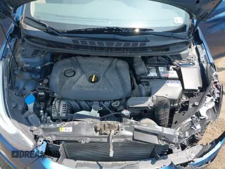 2015 Hyundai Elantra SE с VIN KMHDH4AE6FU350967, выставлен на аукционе IAAI как лот 42390152 с пробегом 92 181 миль миль и . История ставок и продаж доступна на DreamBid. Изображение 10.