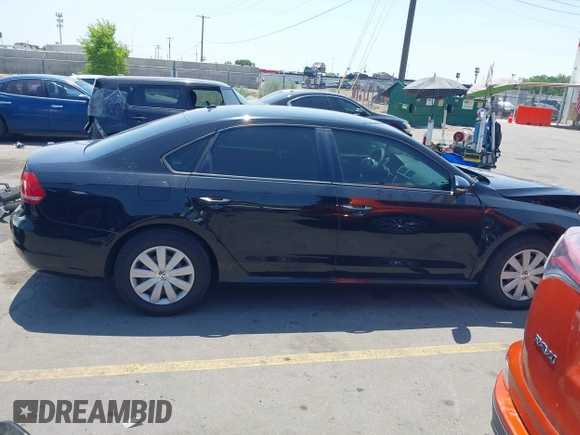 2012 Volkswagen Passat S с VIN 1VWAP7A30CC031752, выставлен на аукционе IAAI как лот 42609712 с пробегом 180 570 миль миль и . История ставок и продаж доступна на DreamBid. Изображение 13.